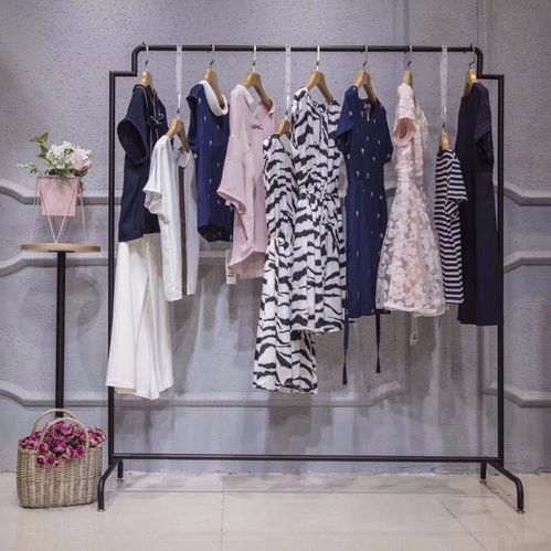 【深圳外贸尾货服装批发市场在哪里迪思兰柏品牌服装怎么进货】- 