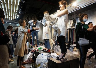 服装批发城会消失么?我们去杭州的四季青看了看