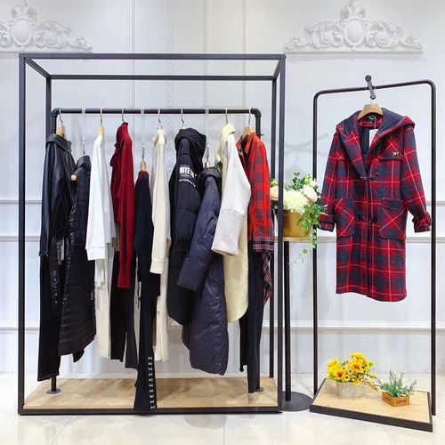 【纷漫19秋冬女装大码女装加盟店淘宝女装货源哪里好潮牌服装批发】- 