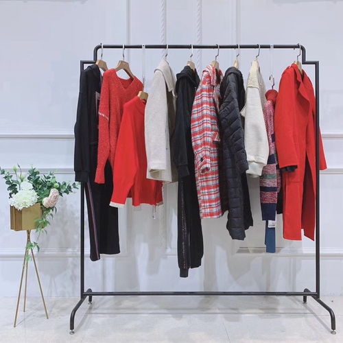初语女装丽水有没有服装批发市场服装尾货批发品牌折扣店加盟